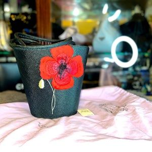 LULU GUINNESS- Black straw bucket tote